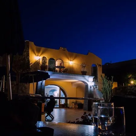 Belvedere מלון 3*